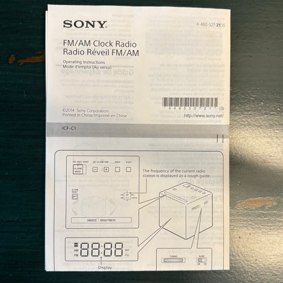 SONY Digital Dual Alarm Clock FM / AM Radio - Model ICF-C1T - White - Picture 9 of 10